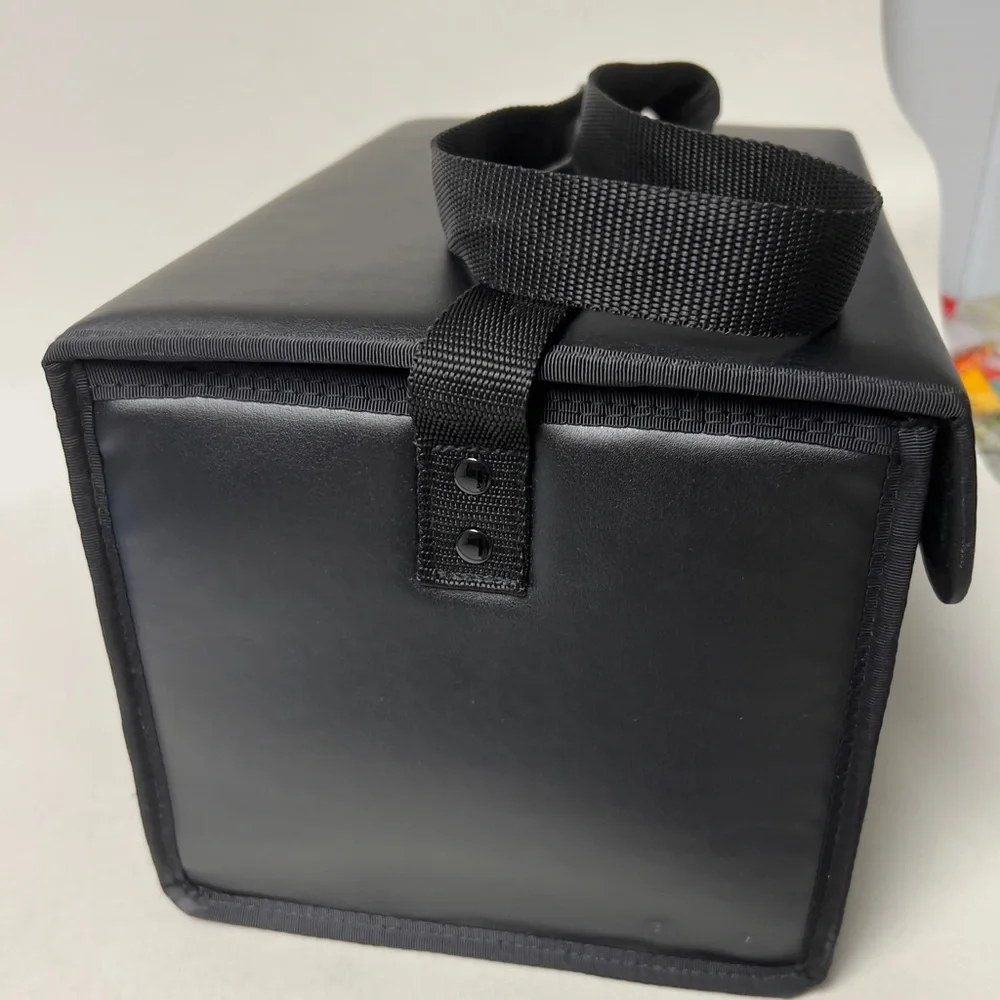 NIKON Camara Accessories Case NWOT